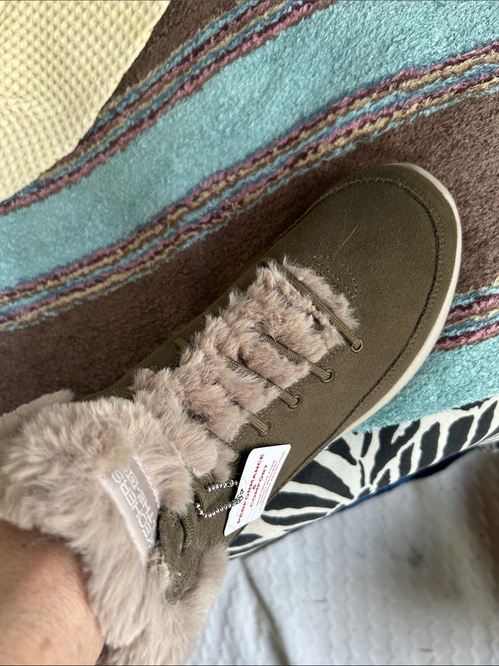 Skechers Olive Green High-Top Faux Fur Slipper Sneakers with Beige Trim